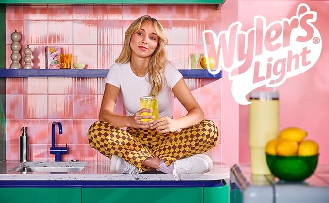 Wyler's Light Pickle Lemonade - Singles to Go Powdered Drink Mix - Pack of 3-8 Per Box 24 Total Servings - Delicious Tasting Pickle Lemonade Flavor