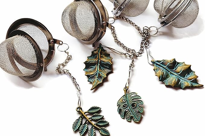 Mixed Green Leaf Tea Infusers with Leaf Charms Assorted - 4 pcs