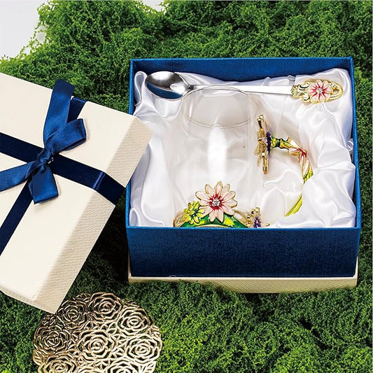 Flower Tea Cup ,Daisy Flower Clear Glass Fancy Coffee Mug with Spoon,Gift Box for Her Mom Wife Grandma Girls Friends Valentines Christmas Birthday Present Idea for Juice,Hot And Cold Drinks Use