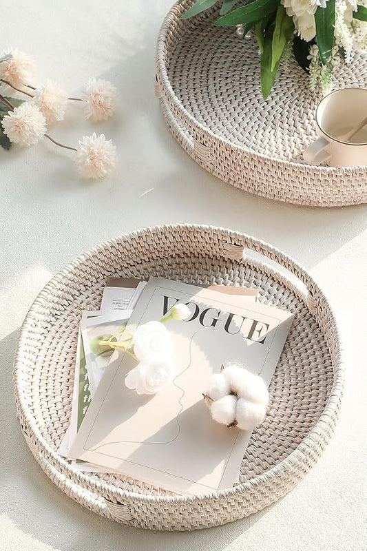 HITOMEN 11.8" Hand-Woven Round Rattan Serving Tray Decorative Wicker Trays with Handles for Coffee Table (Whitewash-M)