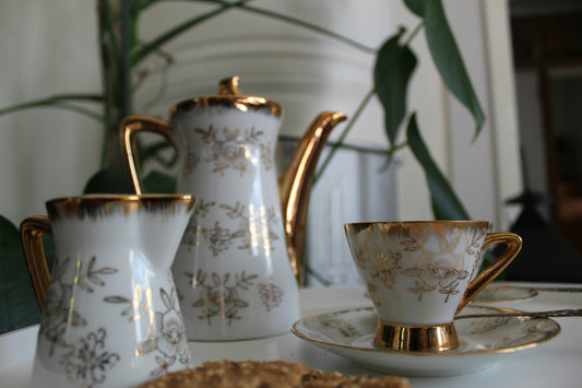 Tea Time Elegance: Beyond Coffee with Premium Leaf Teas