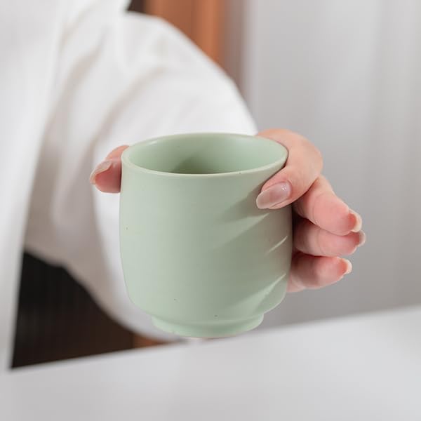 TEANAGOO Japanese Tea Cups, Chinese Tea Cup, 7.2Oz / 205 Ml, Ceramic Tea Cups for Adults, Ceramic Cups no Handles, Japanese Cups, Matcha Cup, Lt.Green, 4 Pcs/Box, H8