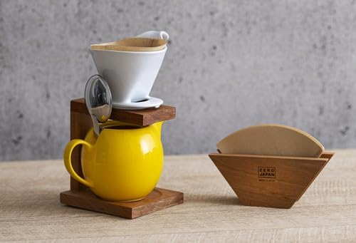 Zero Japan - Bee House Pour Over Coffee Dripper - Lead-Free & Cadmium-Free Ceramic Coffee Maker with Elegant Peek Hole, Drip Cone Brewer Coffee Gifts, Brewing Accessories - White, Standard Size