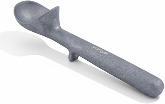 yuriya Aluminum Ice Cream Scoop, Heat-Conductive One-Piece Triggerless Scooper, Self-Standing Elevated Head, Ergonomic 7-Inch Handle, Matte Silver
