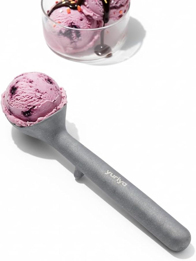 yuriya Aluminum Ice Cream Scoop, Heat-Conductive One-Piece Triggerless Scooper, Self-Standing Elevated Head, Ergonomic 7-Inch Handle, Matte Silver