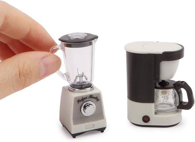 Dollhouse 1/12 Miniture Coffee Maker & Juicer Set 2Pcs Doll House Kitchen Appliances Furniture Plastic Model Coffee Pot Blender Accessories (White)