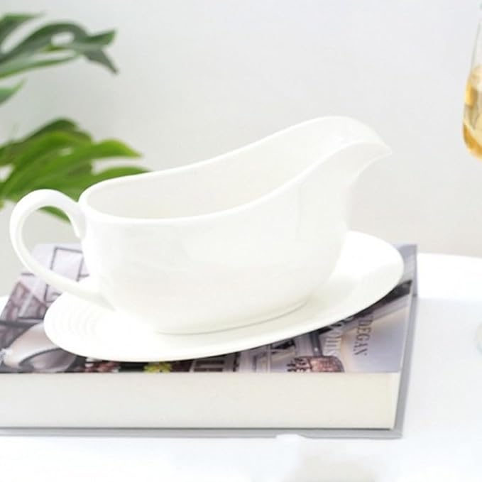 Qlans Gravy Boat With Ladle and Saucer 17 Oz,Ceramic Sauce Boat with Tray for Salad Dressings Milk,Warming Sauces,Creamer,Broth,Black Pepper,White (1 PCS New Gravy Boat With Ladle and Saucer)