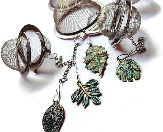Mixed Green Leaf Tea Infusers with Leaf Charms Assorted - 4 pcs