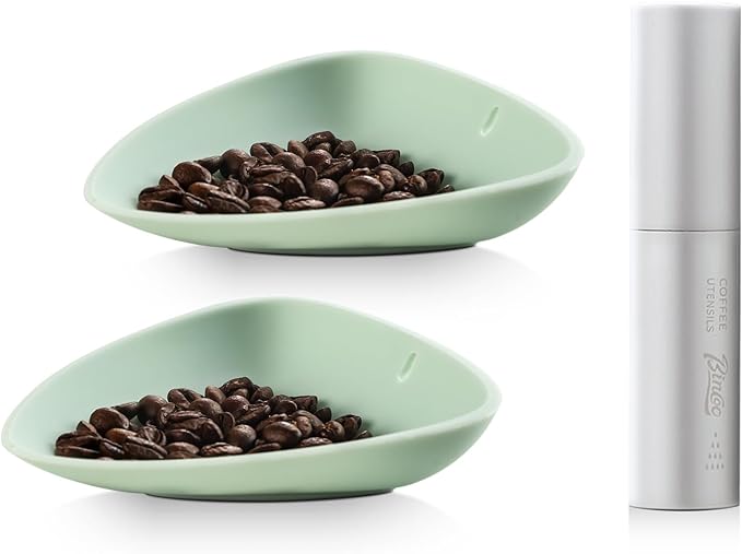 Bincoo Coffee Prep Kit: RDT Spray Bottle & 2 Silicone Dosing Spoons - Anti Static Coffee Sprayer with 8ml Fine Mist & Soft Scoops in Mint/Pink, Gentle Espresso & Pour Over Accessories Set.