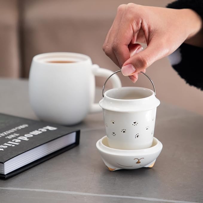 HEER Cat Tea Cup with Infuser and Lid, Cute Tea Mug with Strainer for Steeping Loose Leaf, Ceramic Teacup Birthday Christmas Cat Lover Gifts for Women, Men, Mom, Sisters, besties. (White)