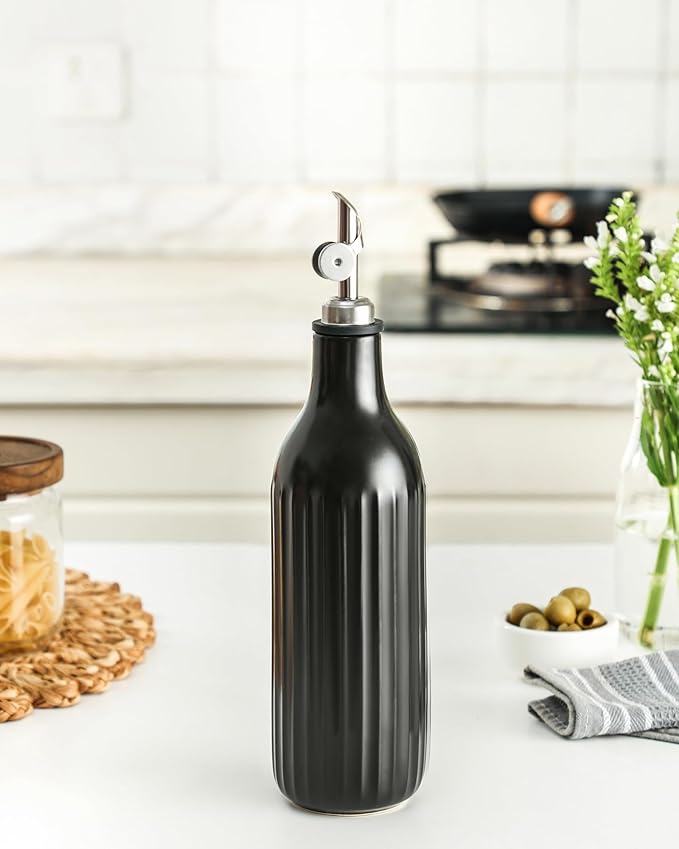 FE FUN ELEMENTS Olive Oil Dispenser Bottle, 19 oz Oil Dispenser for Kitchen and Vinegar Dispenser Bottle, Suitable for Vinegar, Coffee Syrups & Other Liquids, Black