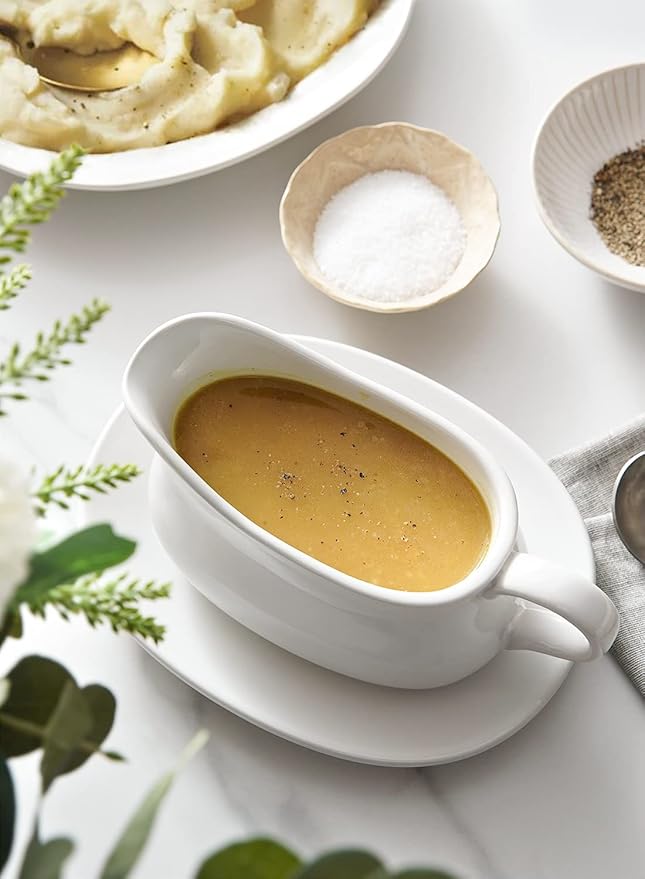 LE TAUCI 17oz Gravy Boat with Saucer Stand, Set of 2, Ceramic Sauce Boat with Tray for Salad Dressings, Creamer, Broth, Black Pepper, White