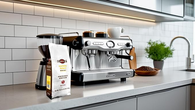 Eurocaf Espresso Italiano, Blended Whole Bean Coffee, Medium Roast, 2.2 Ib bag, Original Italian Coffee (Pack of 1)