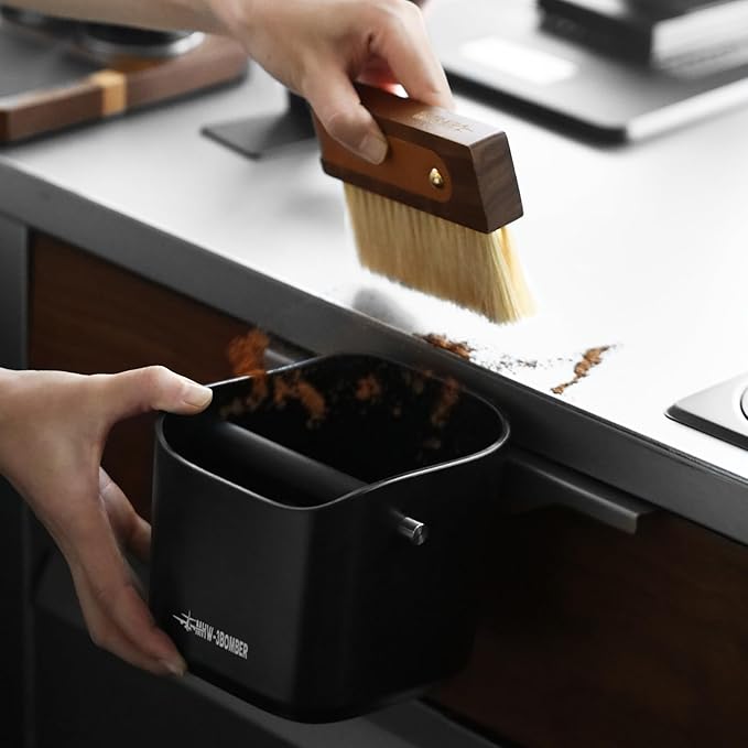 MHW-3BOMBER Espresso Knock Box, 1.2L(15 Cups) Coffee Knock Box with Coffee Clean Brush and Removable Knock Bar for Espresso Puck, Coffee Ground, Durable Espresso Accessories, Black, CS7090-OS