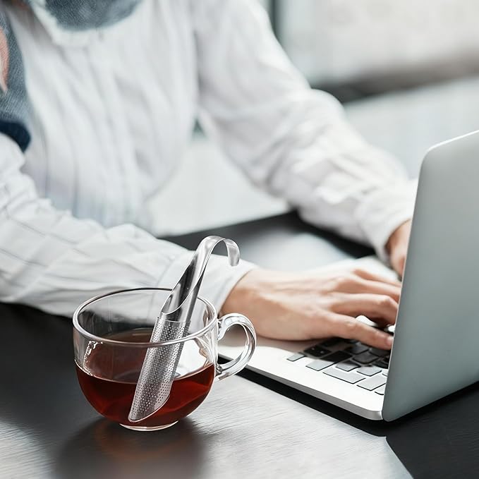 Stainless Steel Tea Infuser for Loose Leaf Tea – Reusable Tea Strainer with Long Handle, Cleaning Brush Drip Tray & Mini Spoon – Perfect for Single Cup Brewing at Home, Office, or Travel