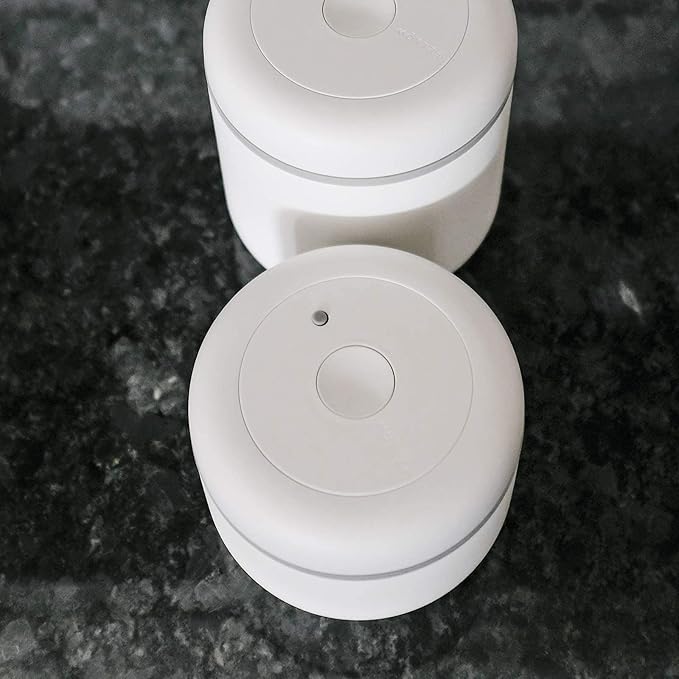 Fellow Atmos Vacuum Coffee Canister & Food Storage Container - 0.4 Liter Canister holds up to 6 oz of Coffee Beans - Airtight Food Storage Containers - Containers - 0.4 Liter - Matte White