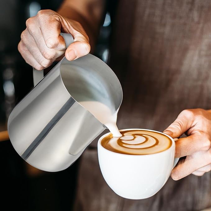 Honeydak 4 Pcs Milk Frothing Pitcher 304 Stainless Steel Steaming Pitchers for Coffee Bar Cappuccino Barista Tools Milk Jug Steamer Frother Cup (20 oz)