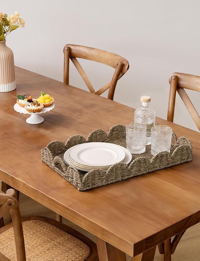 StorageWorks Large Wicker Scalloped Edge Serving Tray, Rectangle Tray with Built-in Handles, Hand-Woven Scalloped Rattan Tray, Wicker Trays for Décor, Natural Seagrass