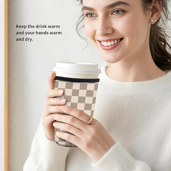 Reusable Neoprene Insulator Sleeve for Iced Coffee Cold Soda Cups, Cute Durable Drink Sleeve for Cold Beverages, Medium 22-28oz Cup Sleeve Cute Checkerboard