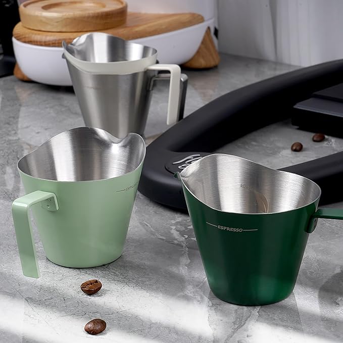 IKAPE Espresso Measuring Cup, 304 Anti-scald Stainless Steel Espresso Shot Cups 2Pcs with Handle, Coffee Pouring Cup for Barista Tool Accessories(Green)