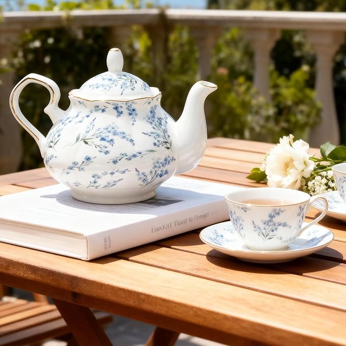 33.8 oz Porcelain Tea Pot Luxury Gold Trim Floral Ceramic Teapot Waterpot Tea Maker for Blooming Loose Leaf Tea Coffee Milk Chrismas Women Gift Housewarming Home Kitchen Décor (Blue Blossom)