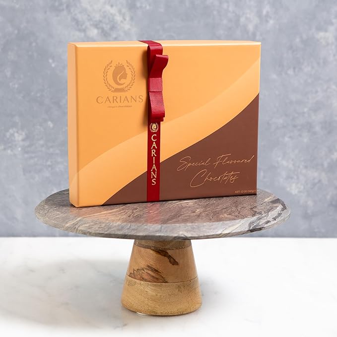 CARIANS Chocolate Gift Box, Luxury Assortment Pralines, Chocolate Covered Turkish Delights, Dragees with Strawberry, Pistachio, Hazelnut, Great For Gift Giving, Christmas, Thanksgiving, Anniversary