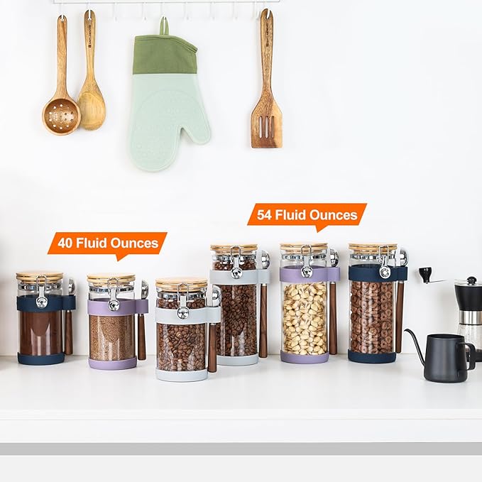 KKC HOME ACCENTS Airtight Borosilicate Glass Nuts Storage Jar with Clamp Lid & Scoop,Sealed Glass Container for Nuts and Seeds,Walnuts,Cocoa,Peanut,Pecan,Kitchen & Pantry Organization - 40 Fl.Oz
