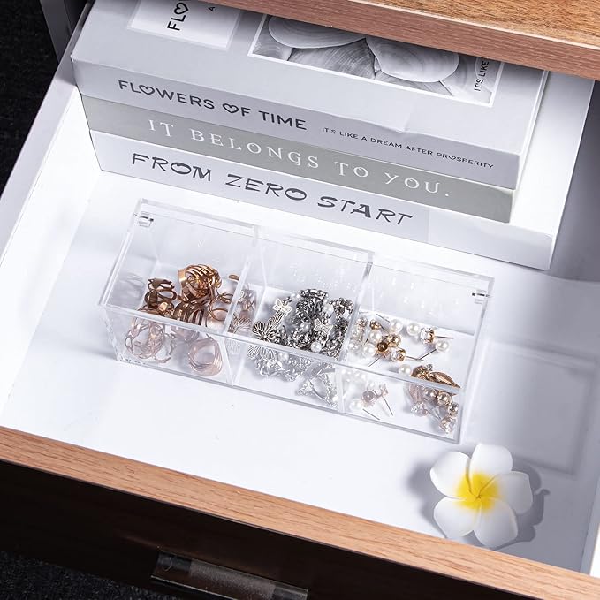 Yeeco Clear Acrylic Capsule Holder with Lid, 3 Section Rectangle Drawer crylic Organizer with Lid 7.6”×2.6”×2.6” 3 Compartments Desk Cube Containers for Jewelry，Candy，Coffee，Make Up Accessories