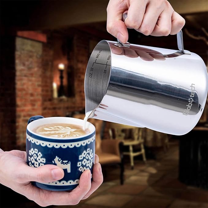 32 Oz Milk Frothing Pitcher - 900ml Milk Frother Cup, Milk Steamer Cup, Stainless Steel Espresso Steaming Pitchers, Latte Art Cups, Milk Pitcher for Espresso Machine