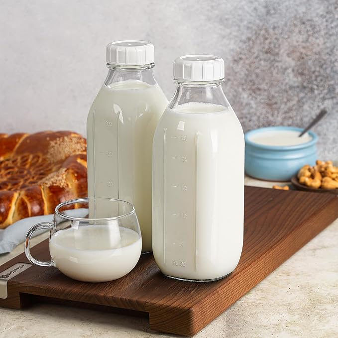 32 oz Reusable Glass Milk Bottles with Silicone Dispenser Cap, 2 Pack Glass Jars with Airtight Screw Lid, Leak Proof Juice Bottles with Scale Mark Breastmilk Storage Container for Fridge