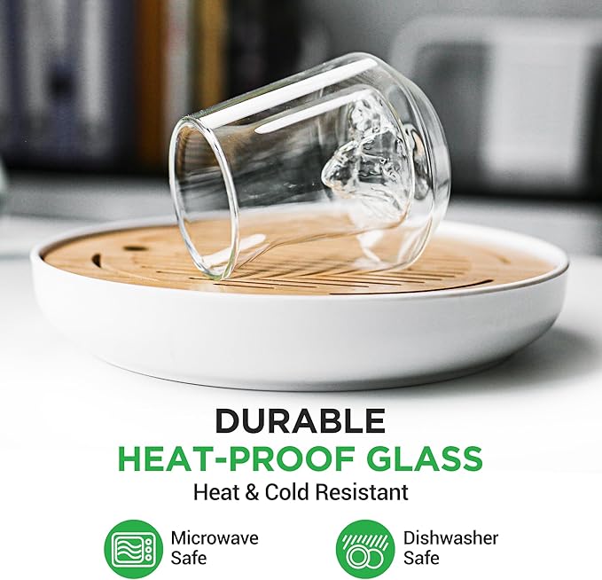 NutriChef Double Wall Insulated Glasses - 2pcs 8 oz High Borosilicate Glass Sweat Free Mugs Clear Drinkware for Hot/Cold Drinks, Coffee, Espresso, Cappuccino, Latte, Tea, Microwavable, Dishwasher Safe