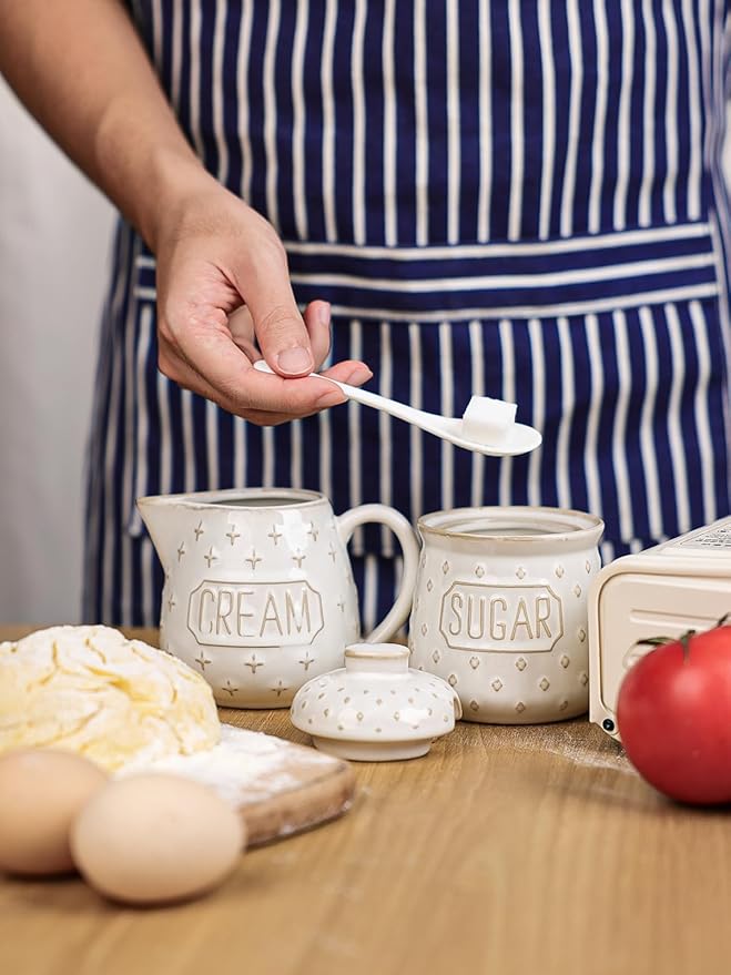 GDCZ Ceramic Sugar and Creamer Set, Coffee Serving Set, Sugar Bowl with Spoon and Cream Pitcher, Milk Creamer and Sugar Container (White)