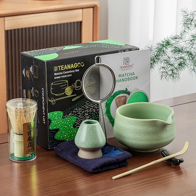 TEANAGOO Matcha Whisk Set Green,7 Pcs Matcha Set,Matcha Starter Kit for Ceremony,Matcha Tea Set for Making Breakfast/Latte,Green Matcha Bowl(Chawan) whith Spout and Whisk,Gift for Friend/Family