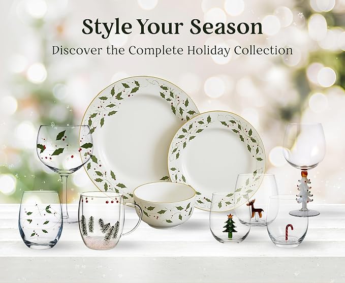 Gusto Buono Christmas Double Wall Glass Mugs Set of 4, 11 oz Borosilicate Coffee Tea Mugs, 12 cm Clear Insulated Glass with Christmas Design Inside, Italian Crafted Winter Charm