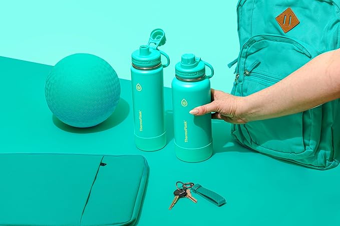 ThermoFlask 24 oz Double Wall Vacuum Insulated Stainless Steel Water Bottle with Spout Lid, Screamin' Green