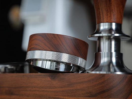 KNODOS Espresso Distribution Tool 58.5mm Wooden Coffee Distributor Adjustable Depth Stainless Steel Espresso Leveler Premium Espresso Machine Accessories For Coffee Bar