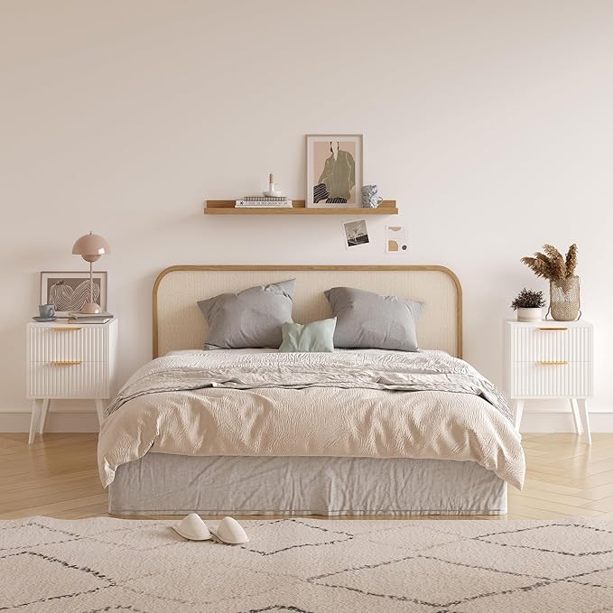Fluted Nightstand with 2 Drawers,Modern Bedside Table with Metal Handles,Side Table with Solid Wood Legs,End Table for Living Room,Bedroom,Small Spcae 11.8" D x 16" W x 22.4" H White CTG55W