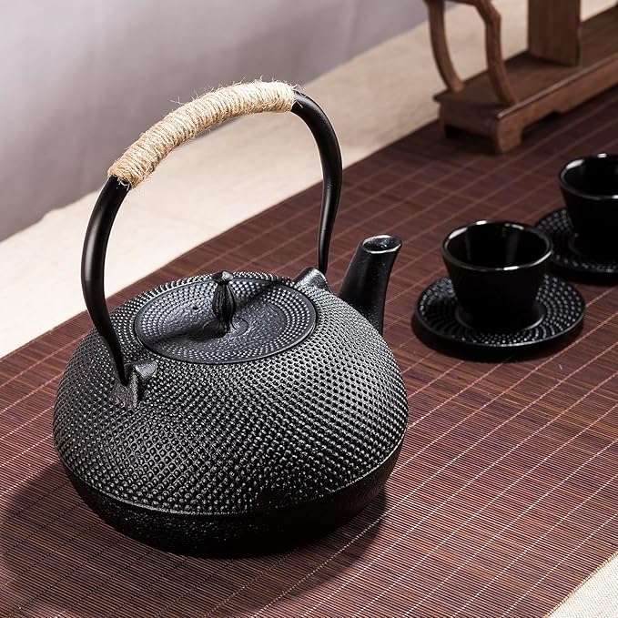 Big Cast Iron Teapot, Japanese Tetsubin Tea Kettle for Stovetop Safe, Cast Iron Tea Pot with Stainless Steel Infuser for Loose Tea and Enameled Interior(1800ml/60.9oz)