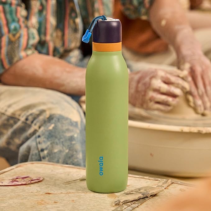 Owala FreeSip Twist Insulated Stainless Steel Water Bottle with Straw for Sports and Travel, BPA-Free, 24-oz, Blue/Green (Camo Cool)