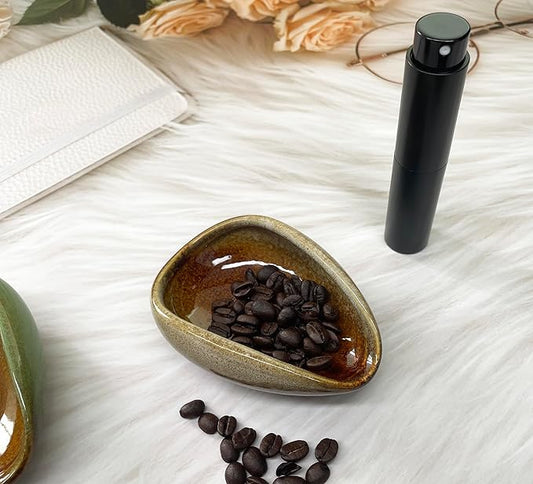 Coffee Bean Dosing Cup with RDT Spray Bottle Set, Coffee Bean Dosing Cup, Ceramic Coffee Dosing Cup, Ceramic Single Dose Measuring Tray for Coffee Beans, Coffee Bar Accessories (brown)
