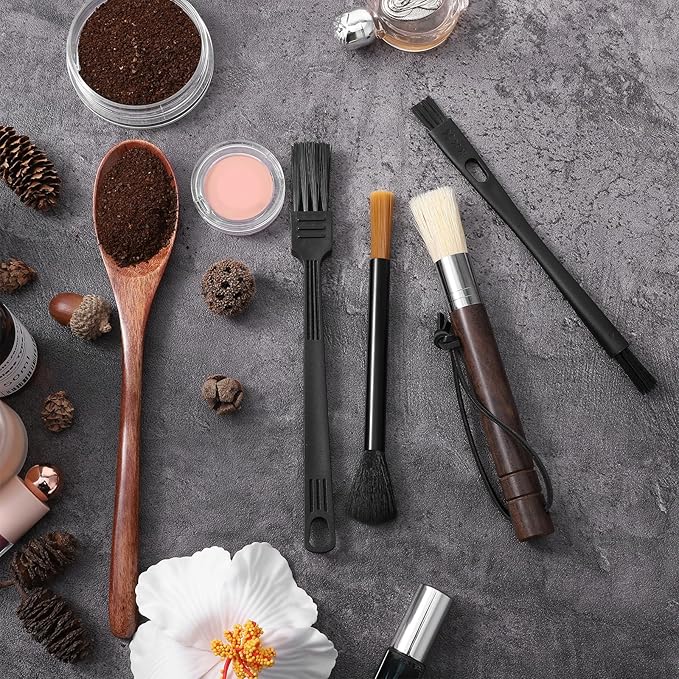 4 Pcs Coffee Grinder Cleaning Brush Coffee Bar Brush Handling Accessory Tool with Hanging Loop Dusting Espresso Machine Cleaning Tool for Barista Home Kitchen Camping